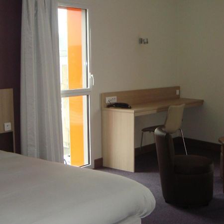 The Originals Access, Hotel Cholet Gare Esterno foto